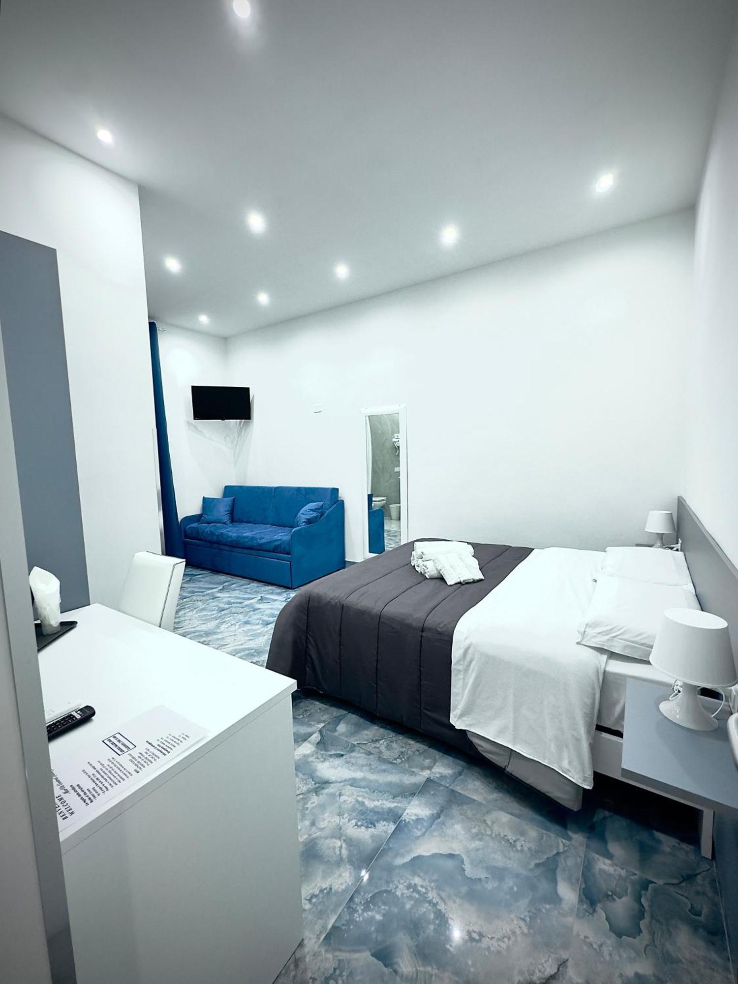Marvit Central Luxury Napoli Esterno foto