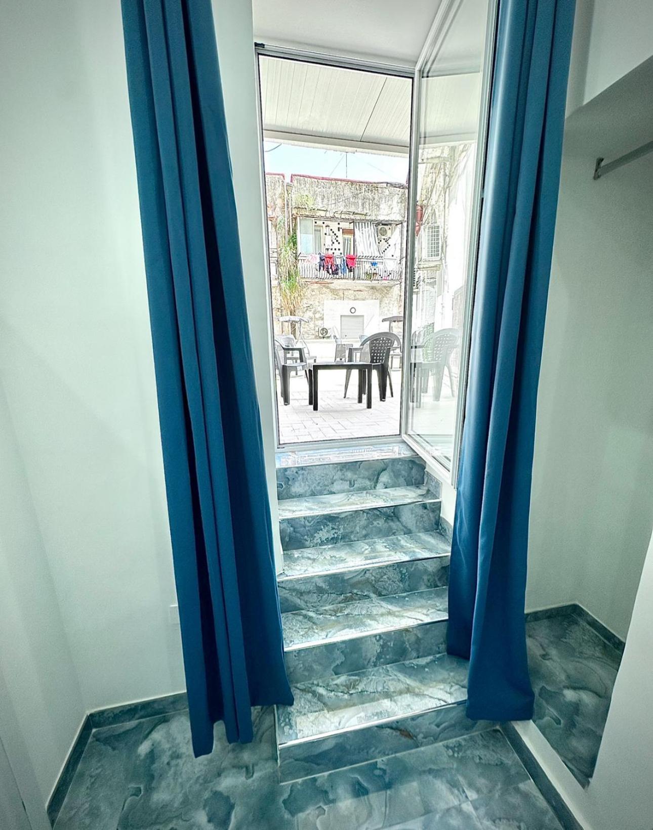 Marvit Central Luxury Napoli Esterno foto